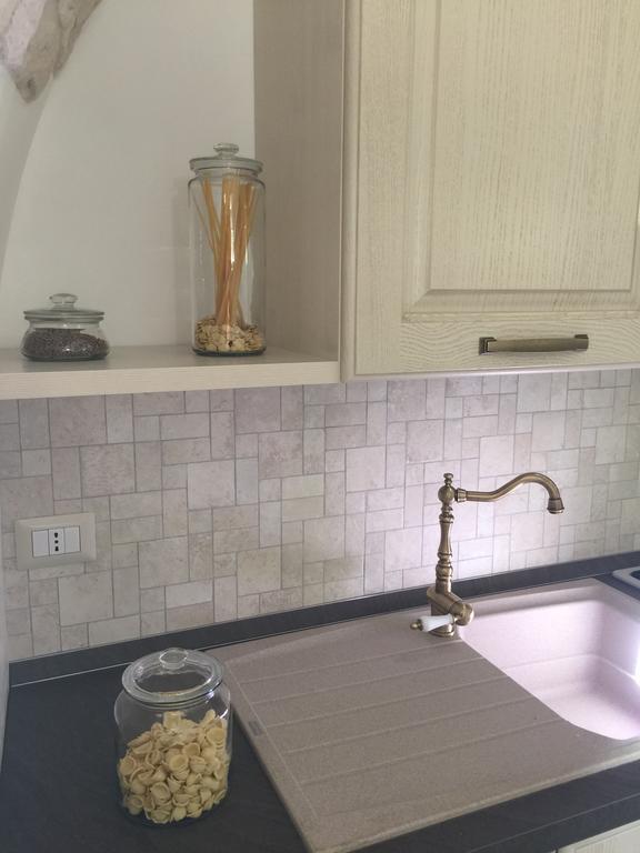 Dimora Garibaldi Apartment โลโกโรตอนโด ภายนอก รูปภาพ