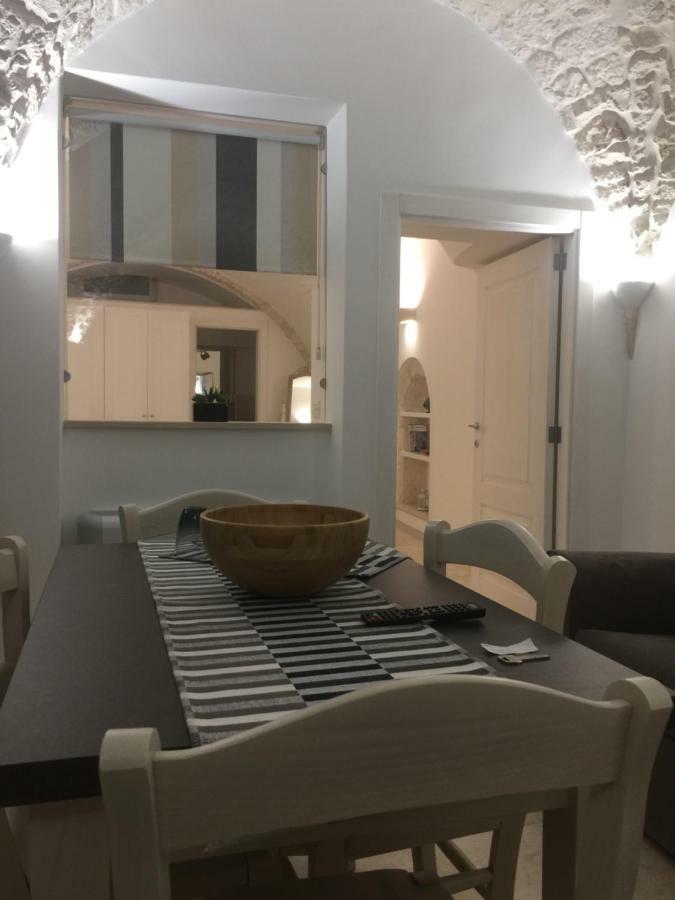 Dimora Garibaldi Apartment โลโกโรตอนโด ภายนอก รูปภาพ